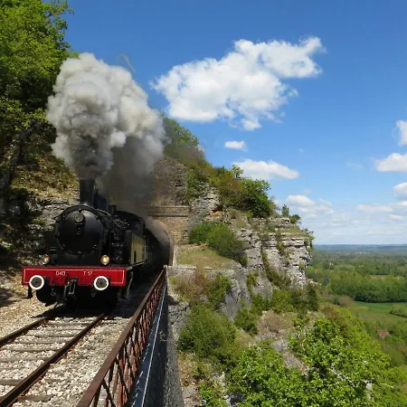 Les Cles Des Champs Cote Jardin * Lacave (Lot)