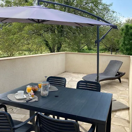 Les Clés Des Champs Côté Jardin Casa de Férias Lacave (Lot)