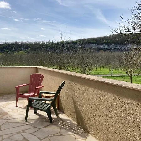 Les Cles Des Champs Cote Jardin Holiday home Lacave (Lot)