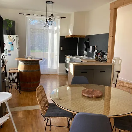 בית נופש Les Cles Des Champs Cote Jardin *