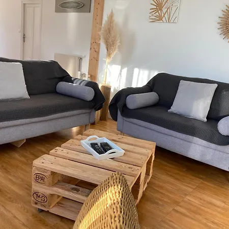 Les Clés Des Champs Côté Jardin Casa vacanze Lacave (Lot)