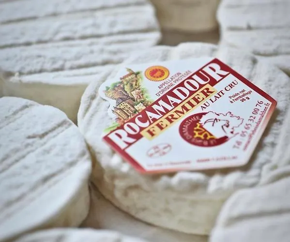 Les Cles Des Champs Cote Jardin Lacave (Lot)