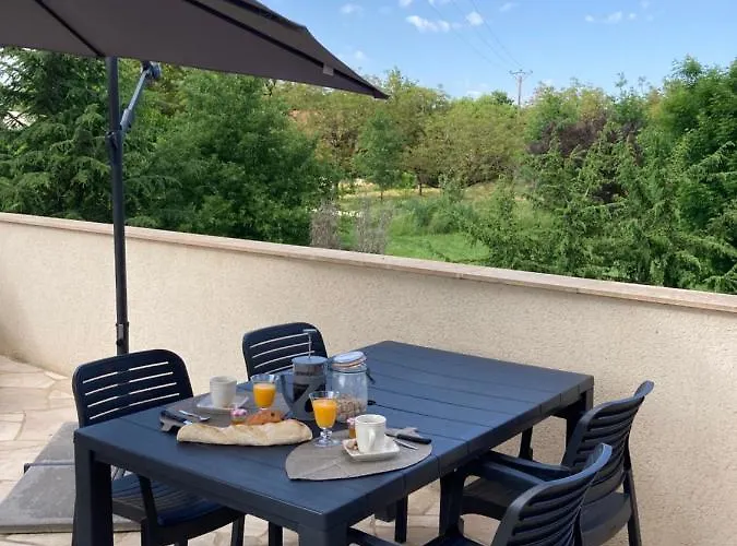 Les Cles Des Champs Cote Jardin *