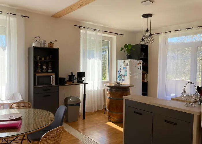 Prázdninový dům Les Cles Des Champs Cote Jardin Lacave (Lot)