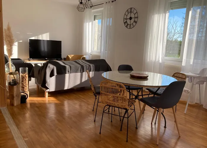 Les Cles Des Champs Cote Jardin