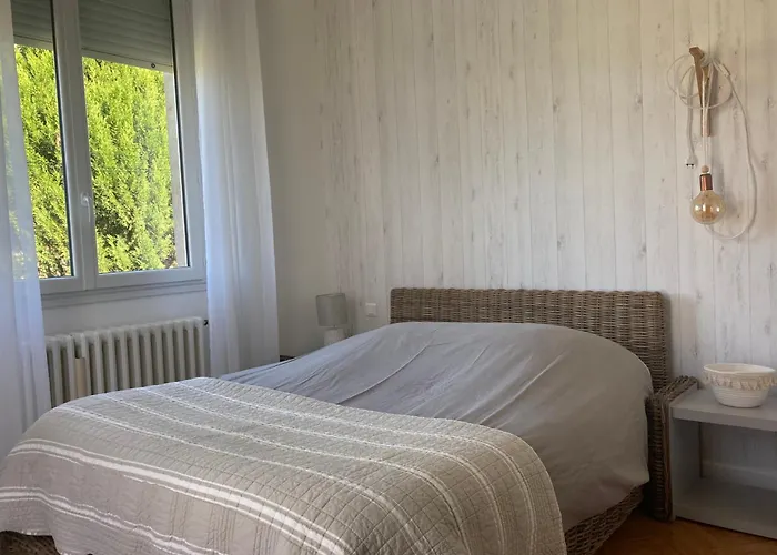 Prázdninový dům Les Cles Des Champs Cote Jardin Lacave (Lot)